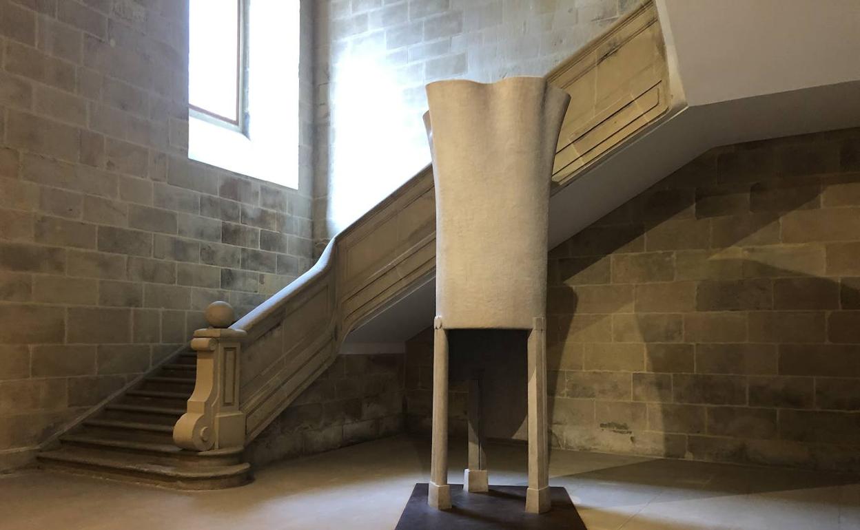 a pieza permanecerá varios meses en el museo donostiarra.