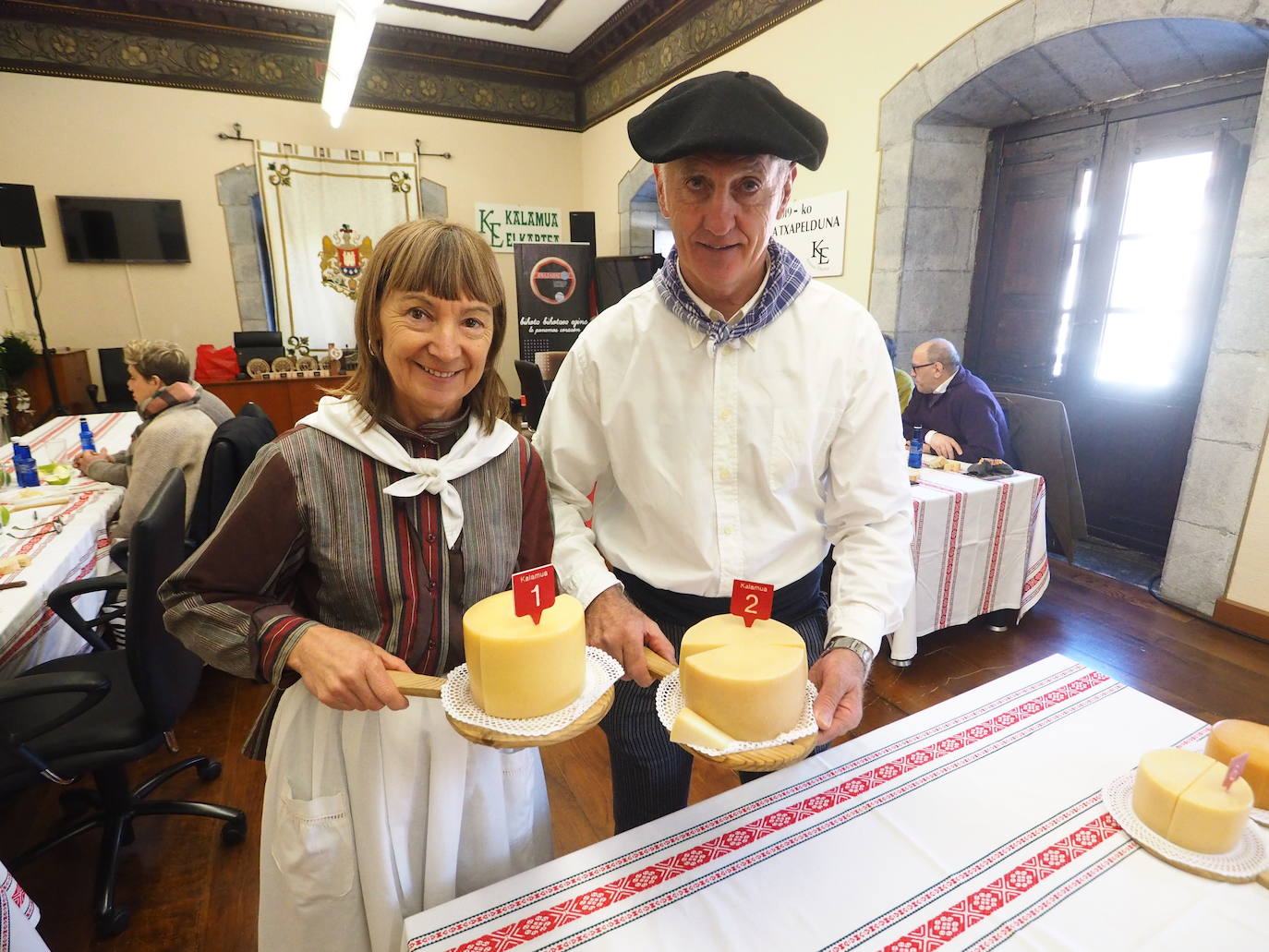 Elgoibar disfruta este sábado de una soleada feria Gabon Zahar