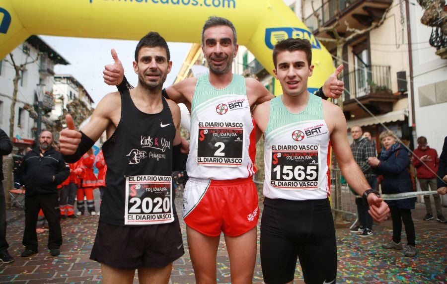 La décima edición de la San Silvestre Solidaria Sport Mundi se ha celebrado en un inmejorable ambiente festivo. Los beneficios obtenidos irán destinados a la ONG DOA, vinculada al sector sanitario que trabaja en Bolivia y Guatemala.