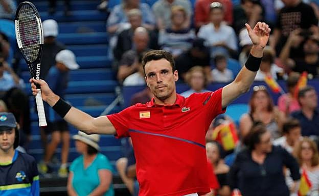 Roberto Bautista celebra su victoria ante Metreveli. 