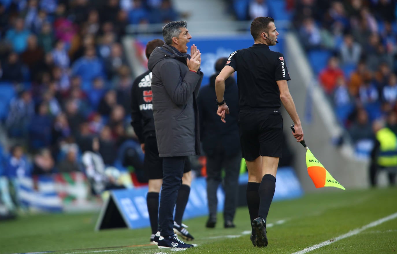 Willian José ha adelantado a la Real en el marcador al descanso, pero el Villarreal ha remontado con los goles de Trigueros de penalti, y Cazorla tras la revisión del VAR
