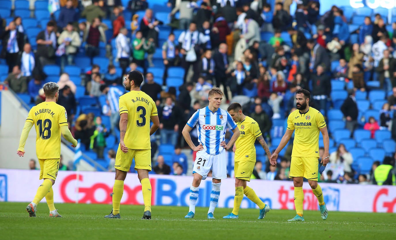 Willian José ha adelantado a la Real en el marcador al descanso, pero el Villarreal ha remontado con los goles de Trigueros de penalti, y Cazorla tras la revisión del VAR