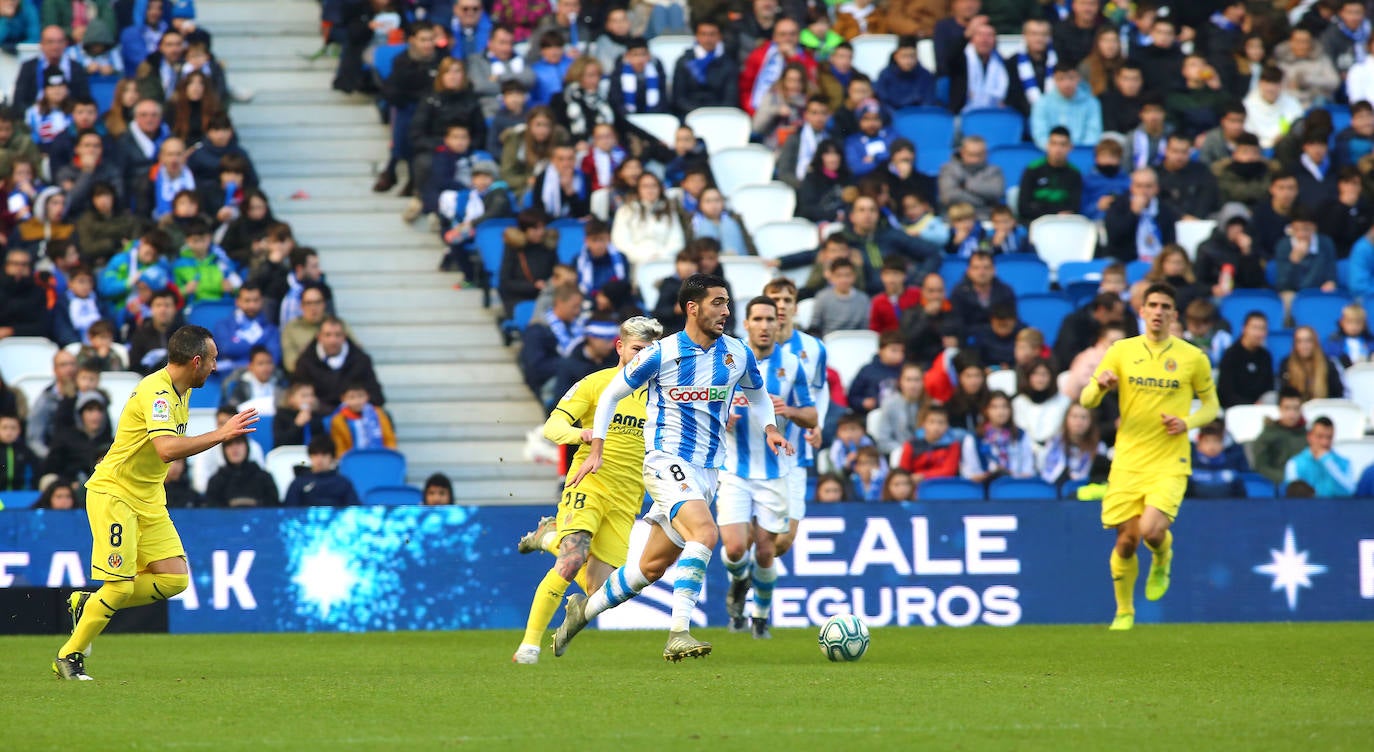 Willian José ha adelantado a la Real en el marcador al descanso, pero el Villarreal ha remontado con los goles de Trigueros de penalti, y Cazorla tras la revisión del VAR