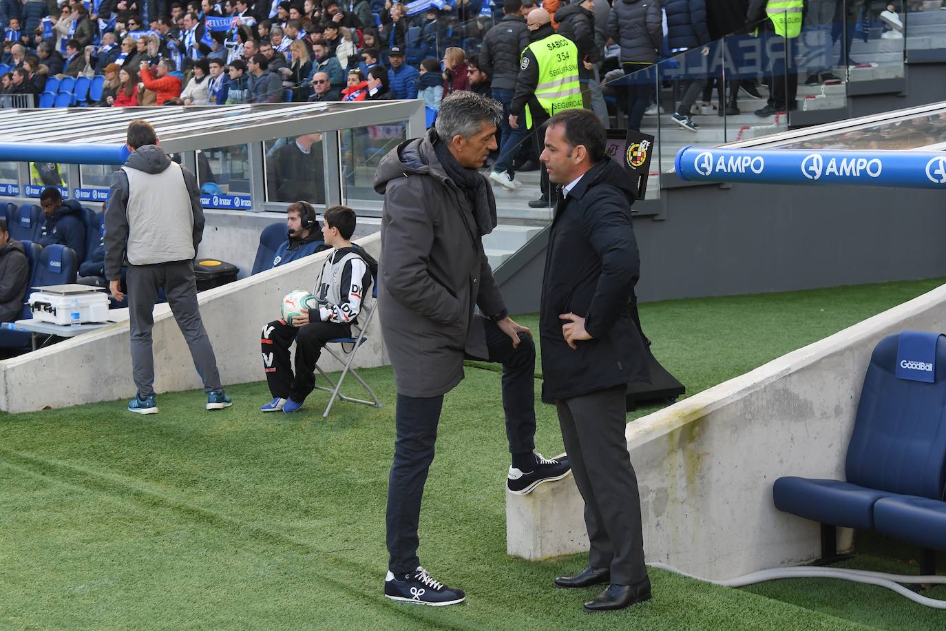 Willian José ha adelantado a la Real en el marcador al descanso, pero el Villarreal ha remontado con los goles de Trigueros de penalti, y Cazorla tras la revisión del VAR