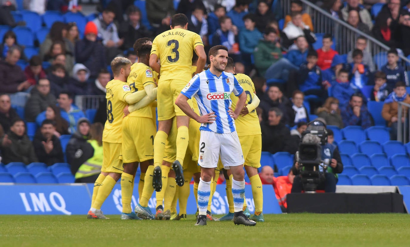 Willian José ha adelantado a la Real en el marcador al descanso, pero el Villarreal ha remontado con los goles de Trigueros de penalti, y Cazorla tras la revisión del VAR