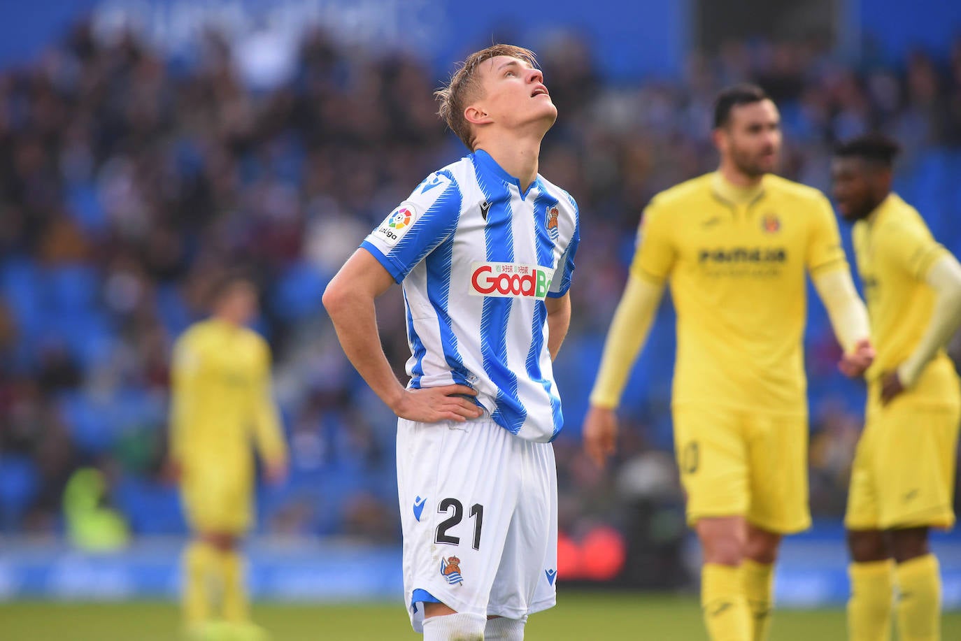 Willian José ha adelantado a la Real en el marcador al descanso, pero el Villarreal ha remontado con los goles de Trigueros de penalti, y Cazorla tras la revisión del VAR