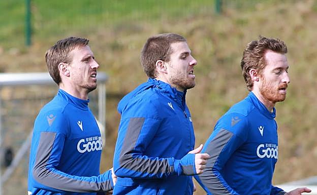 Monreal, Illarramendi y Zurutuza corretean con playeras por el Z2.