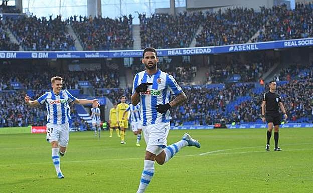 Willian José y Remiro, en el BM de Mendibil Irun