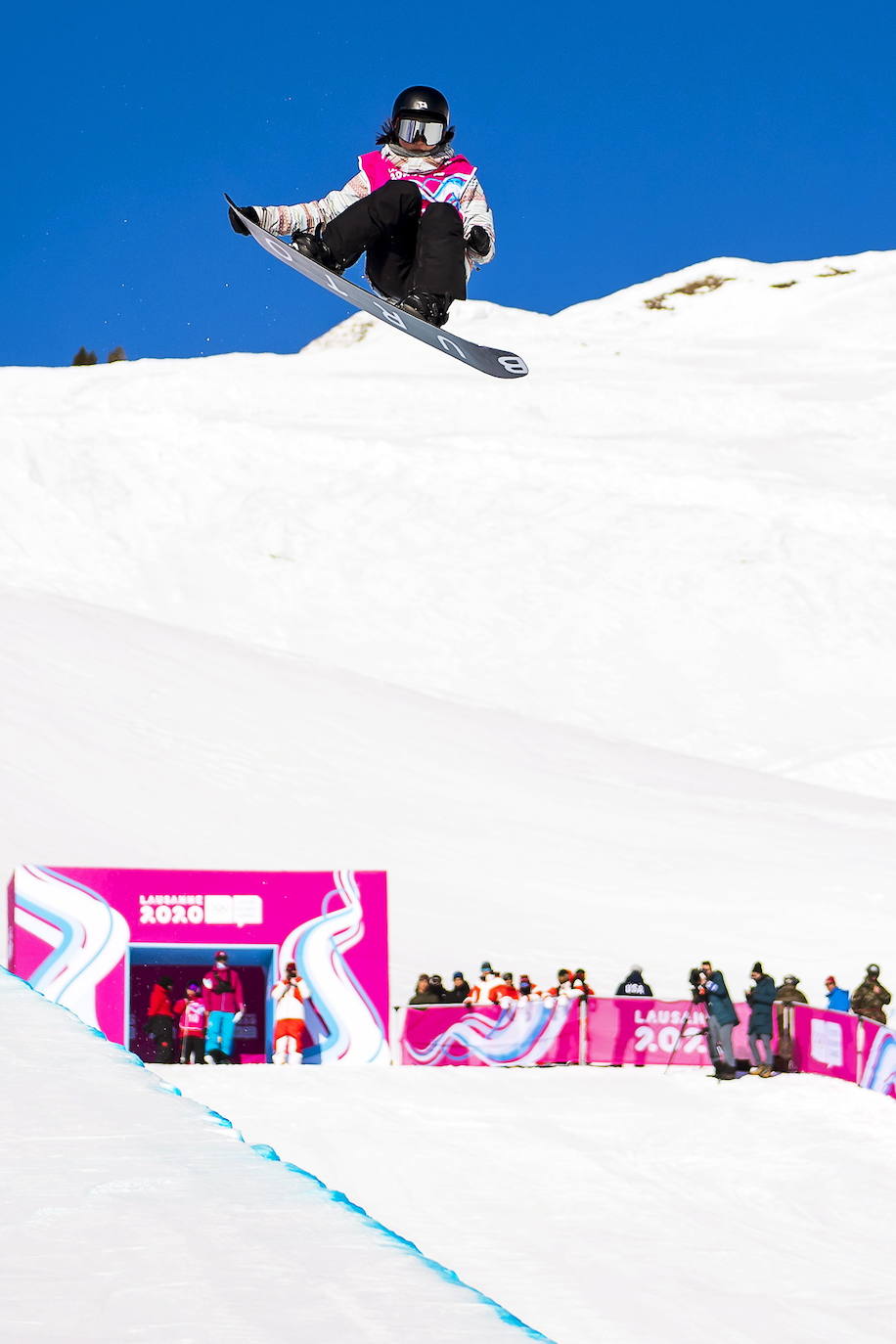 Esta semana se ha disputado el snowboard cross de los Juegos Olímpicos de la Juventud de Invierno de Lausana 2020, que ha ofrecido espectaculares imágenes.