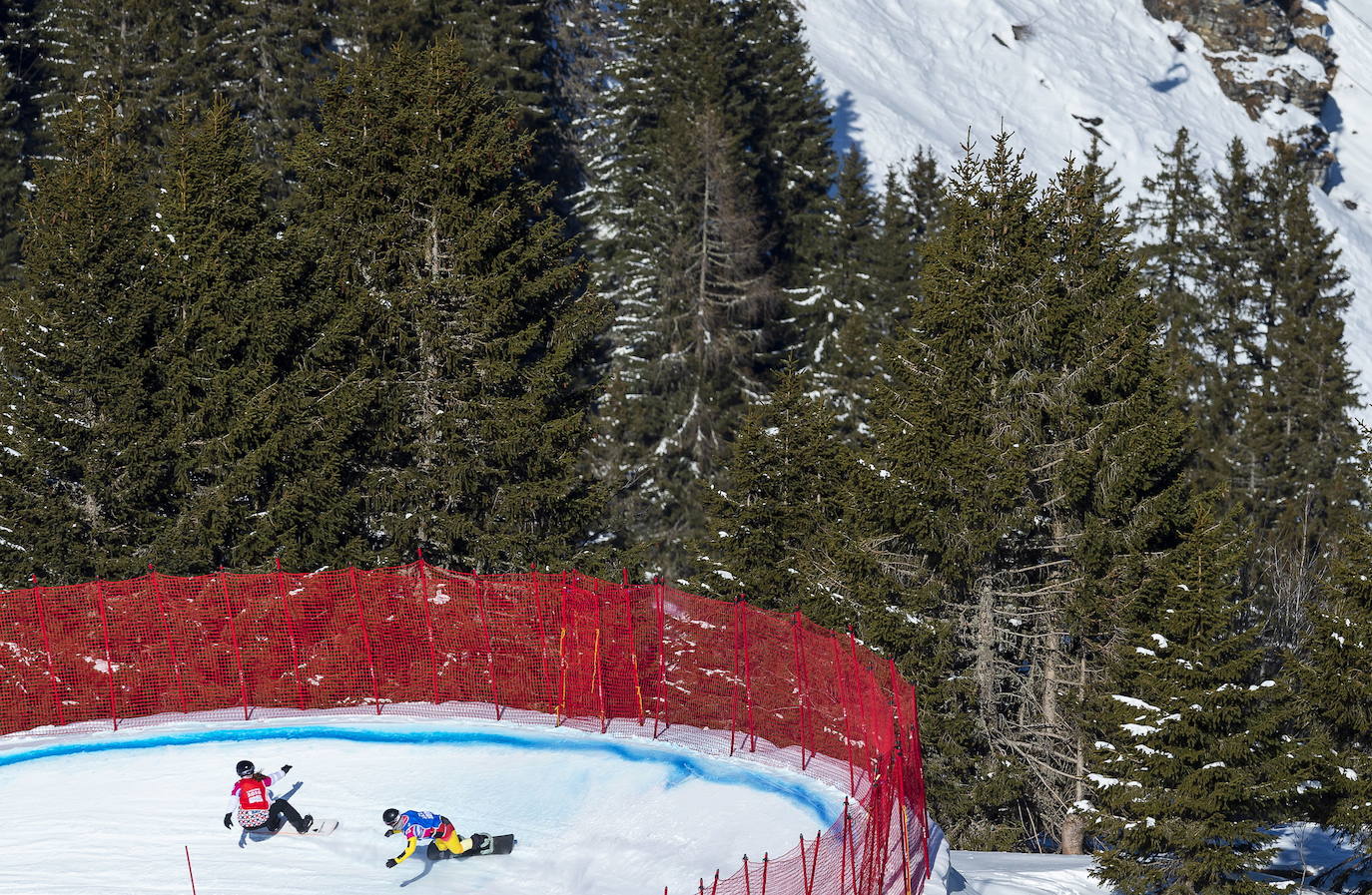 Esta semana se ha disputado el snowboard cross de los Juegos Olímpicos de la Juventud de Invierno de Lausana 2020, que ha ofrecido espectaculares imágenes.