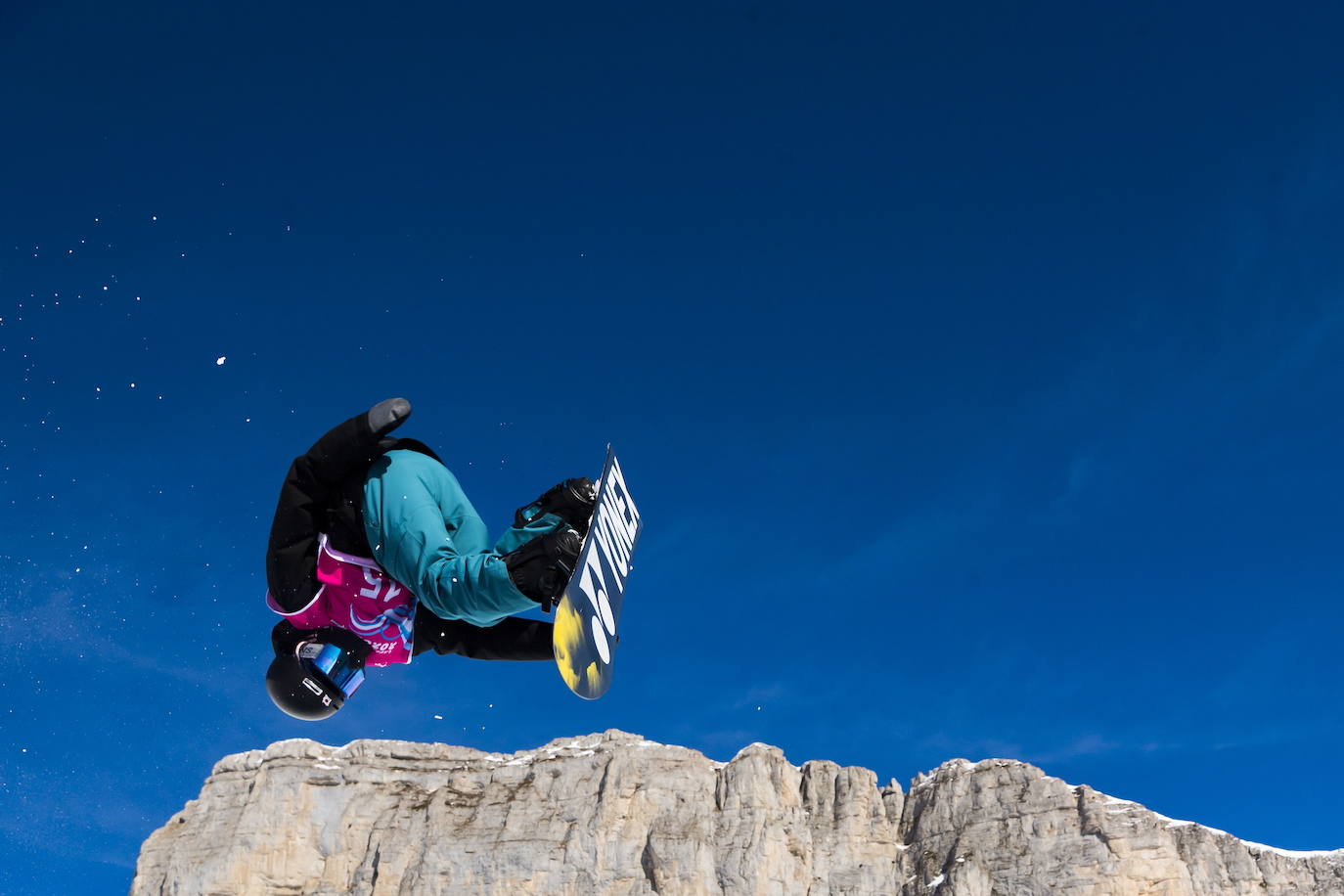 Esta semana se ha disputado el snowboard cross de los Juegos Olímpicos de la Juventud de Invierno de Lausana 2020, que ha ofrecido espectaculares imágenes.