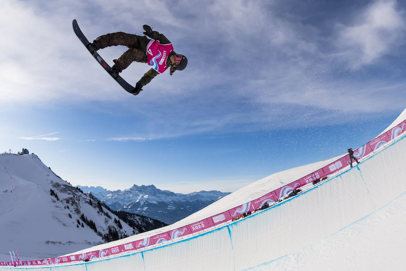 Esta semana se ha disputado el snowboard cross de los Juegos Olímpicos de la Juventud de Invierno de Lausana 2020, que ha ofrecido espectaculares imágenes.