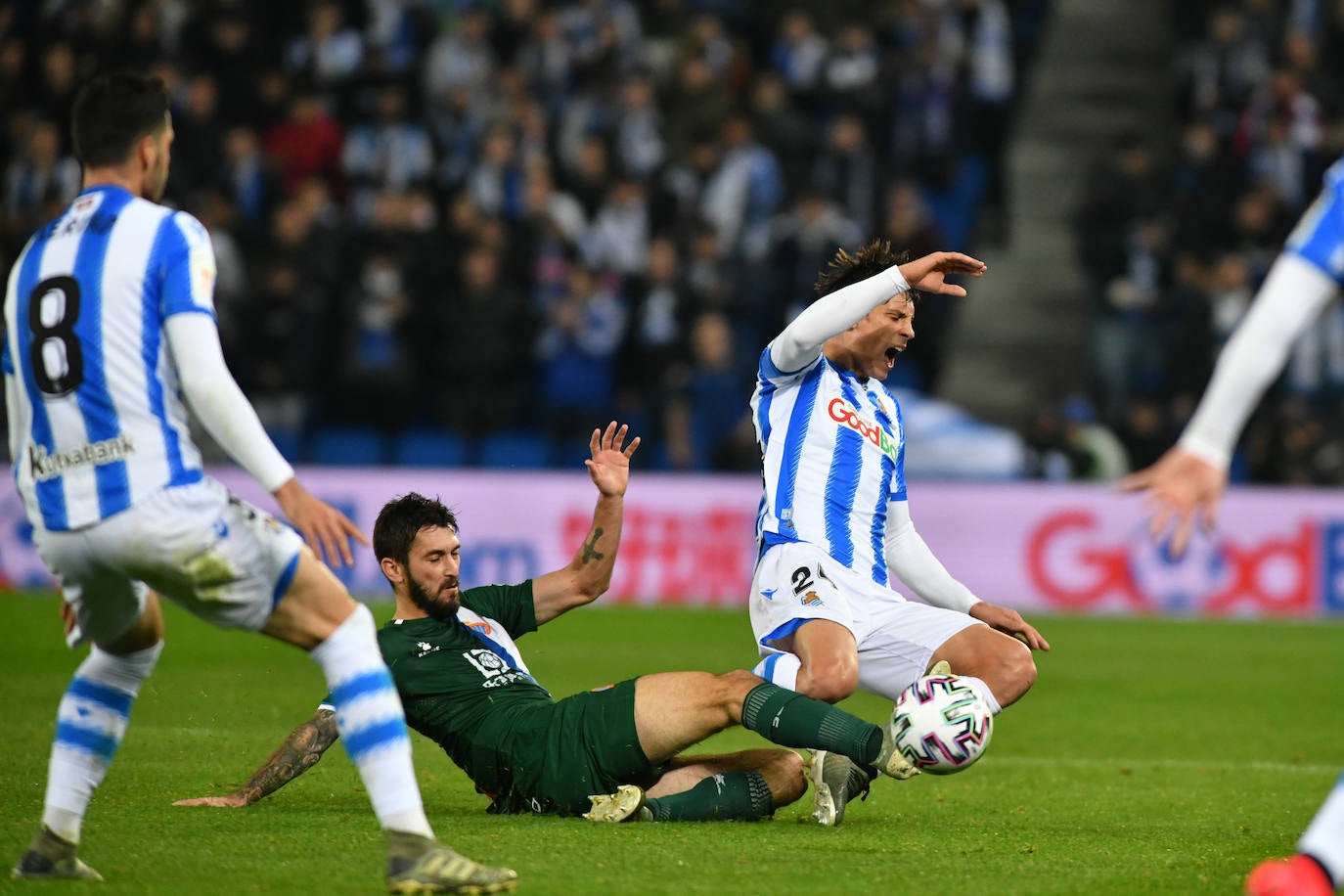 Buen ambiente en la eliminatoria copera que ha enfrentado a los realistas contra el Espanyol