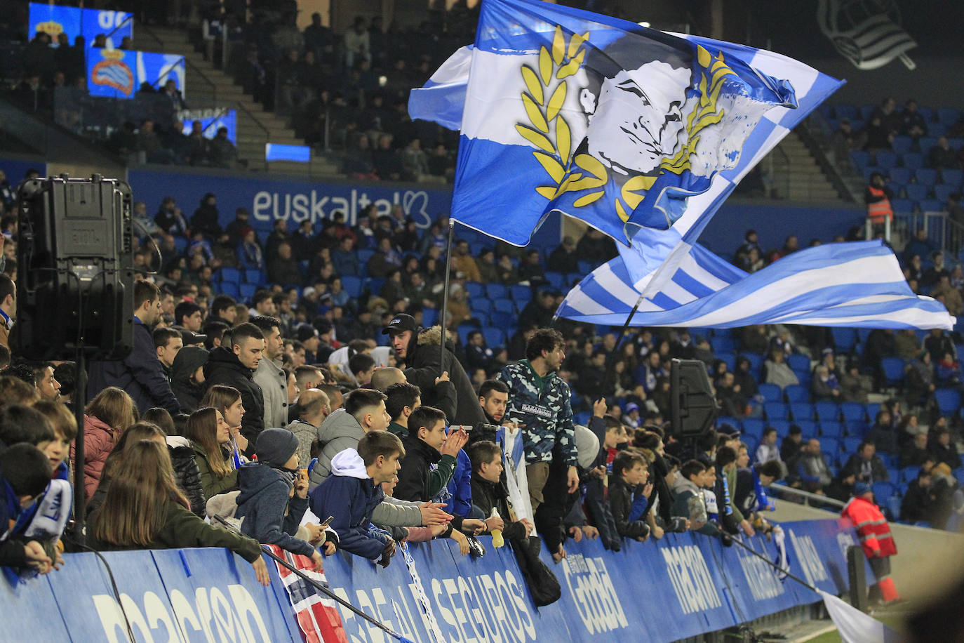 Buen ambiente en la eliminatoria copera que ha enfrentado a los realistas contra el Espanyol