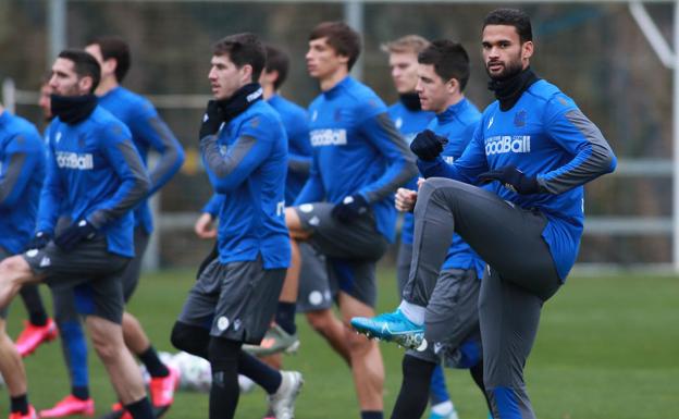 Willian José, durante el entrenamiento de este martes en Zubieta. 