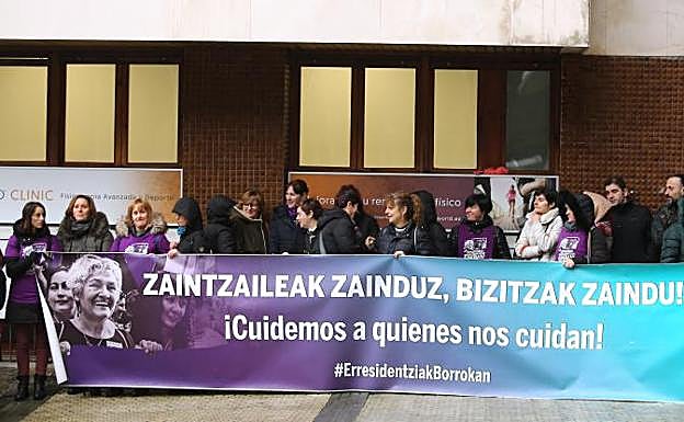 Concentración de las trabajadoras de las residencias 