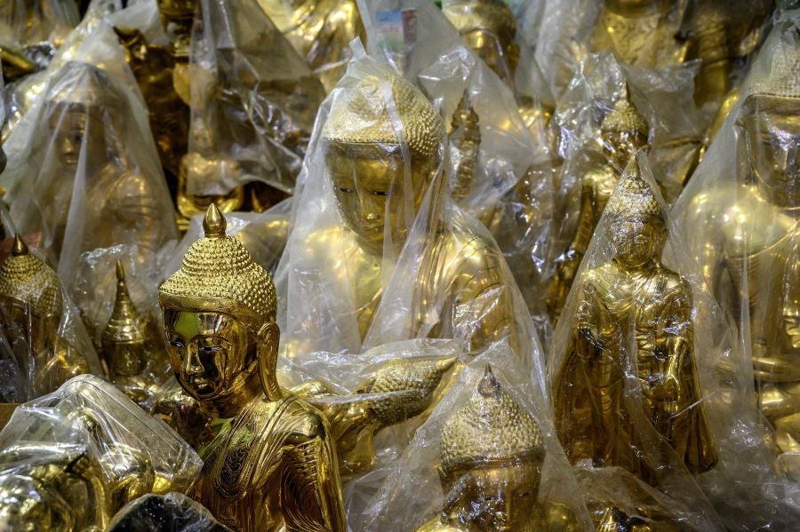 Fotos: La fábrica de budas