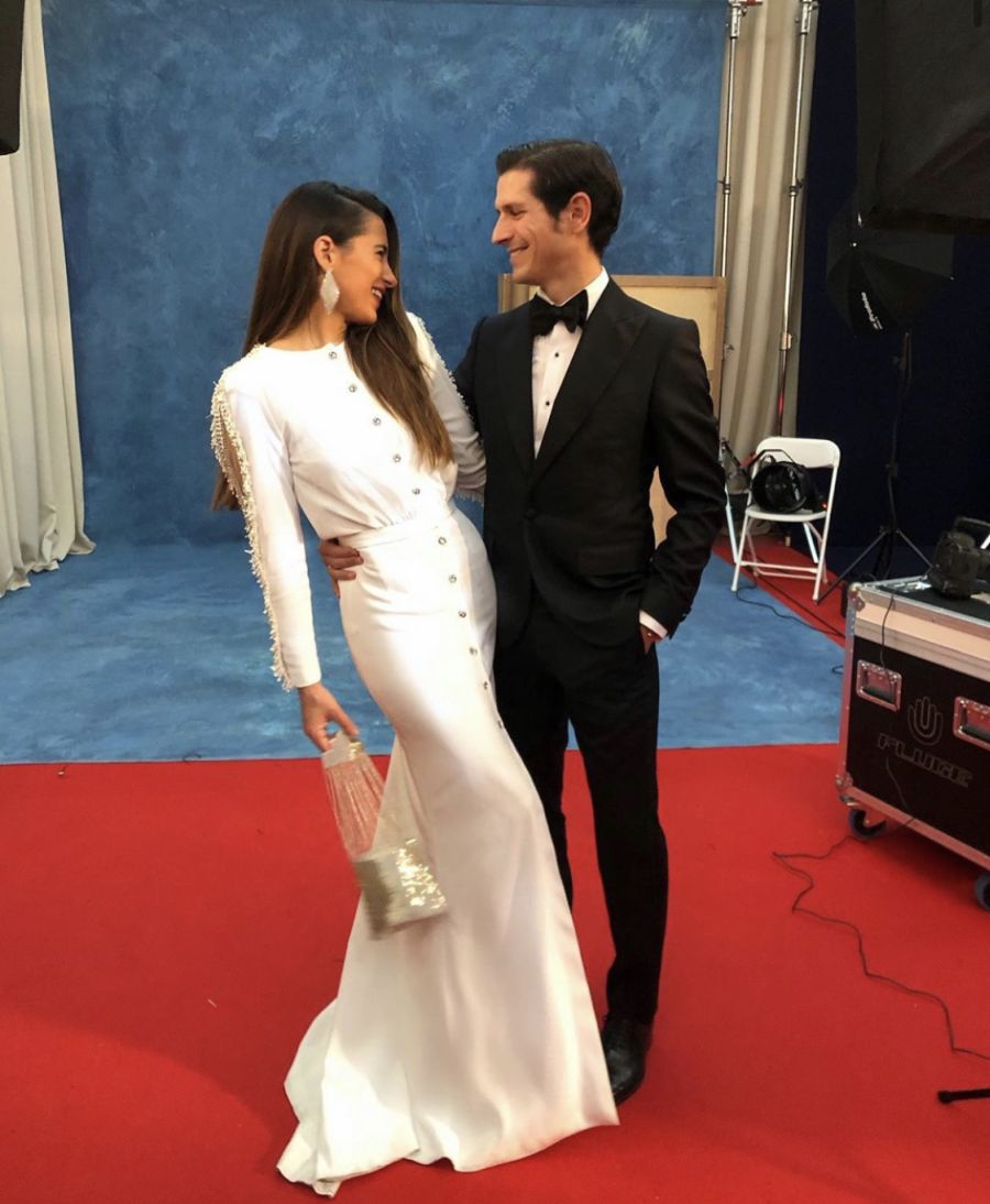 María Valdés fue otra de las 'influencer' que apostó por el color blanco. Un diseño de Fernando Caro Couture