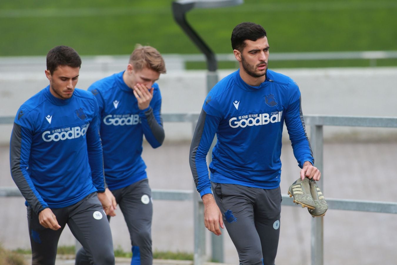 Imanol Alguacil ha convocado a todos los jugadores disponibles de la primera plantilla para medirse a Osasuna en Copa. Recupera a Monreal y Willian José vuelve a la lista, pero pierde a Llorente por una rotura para al menos los dos próximos partidos.