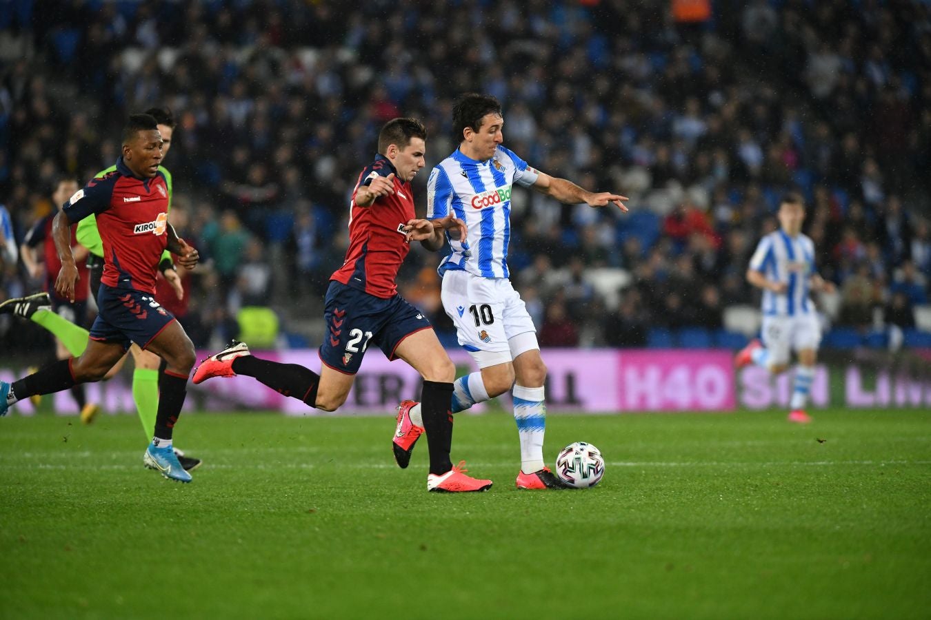 La Real Sociedad sigue soñando con la Copa tras eliminar a Osasuna. Los txuri-urdin estarán en el bombo de cuartos