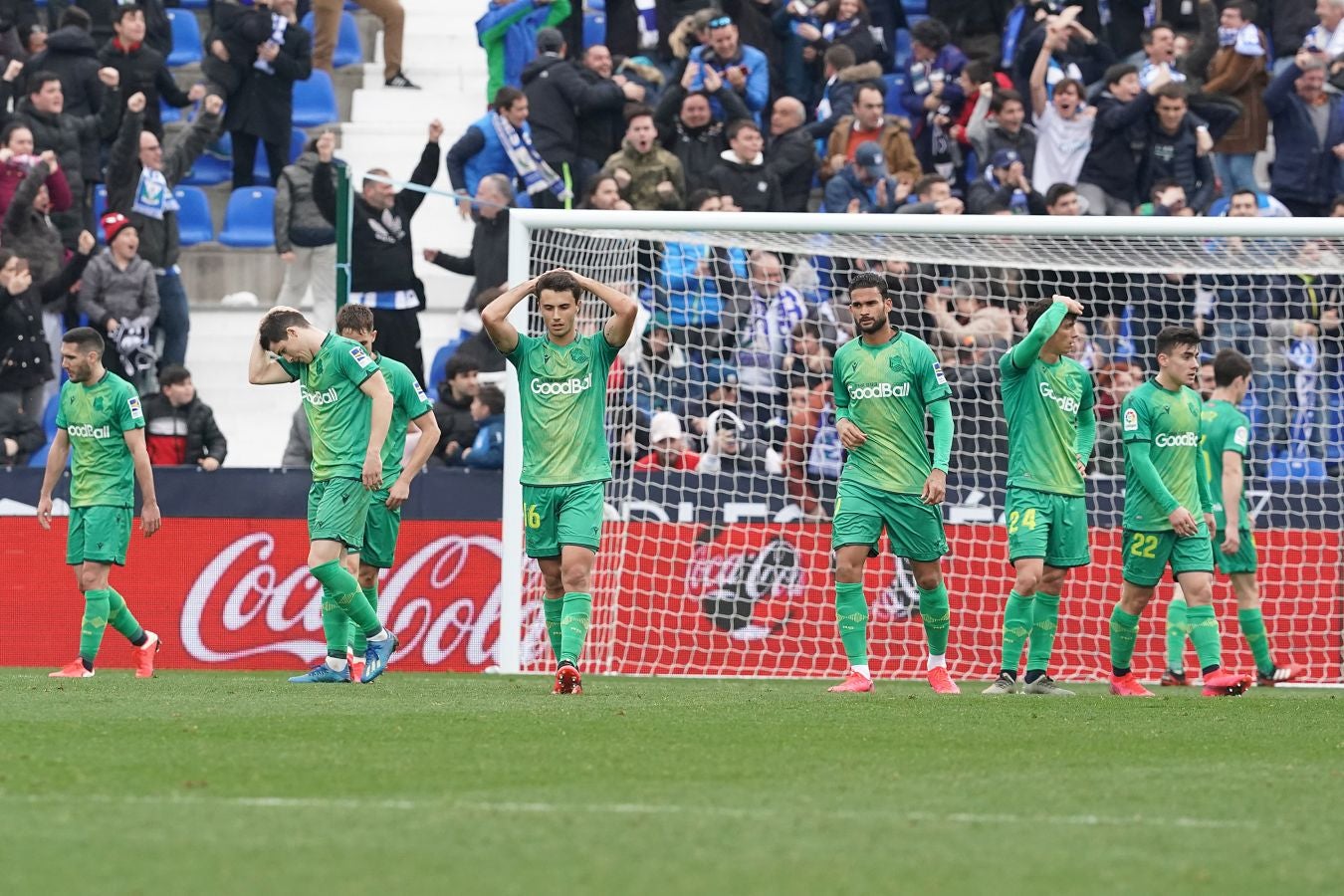 Los txuri-urdin caen en Butarque tras el gol de falta directa de Óscar Rodríguez en el último minuto. Isak adelantó a la Real en la primera parte y Omeruo puso las tablas en el 48. 