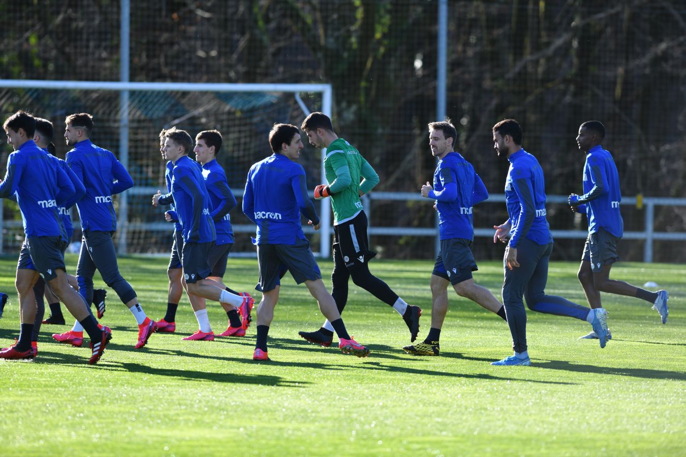 La Real Sociedad se mide al Real Madrid en cuartos de final de la Copa del Rey. Merino y Moyá han entrado en la convocatoria y Sangalli se ha quedado fuera