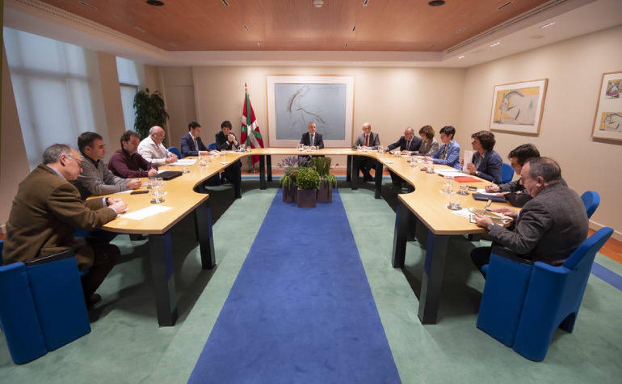 Reunión del Gobierno Vasco celebrada ayer. 