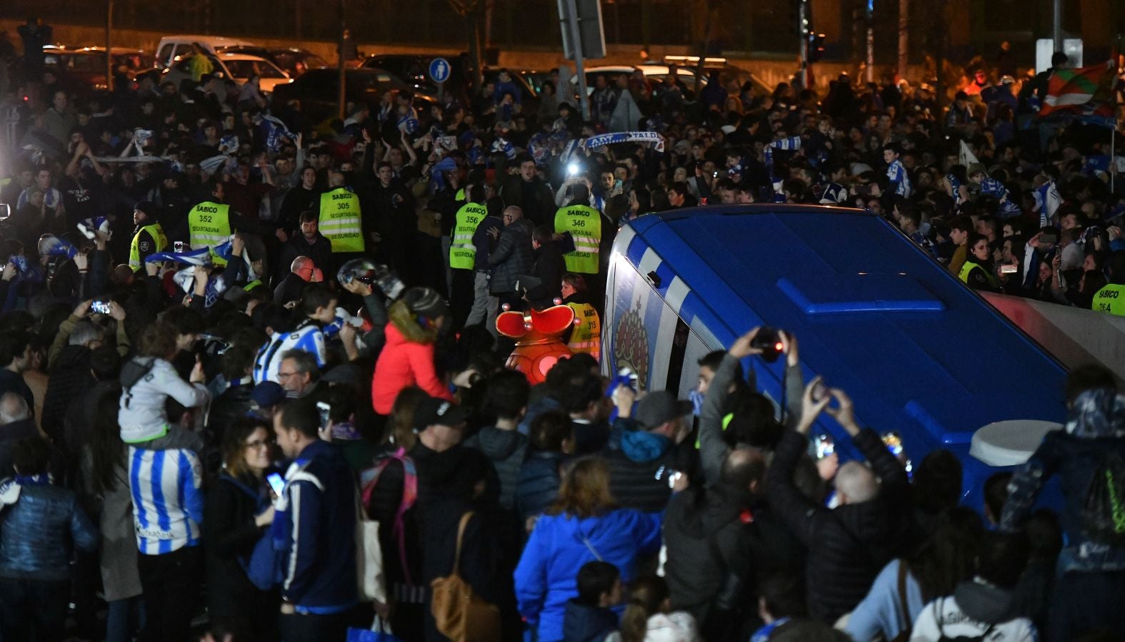La afición txuri-urdin no ha fallado en las horas previas al partido de semifinales de Copa del Rey frente al Mirandes.