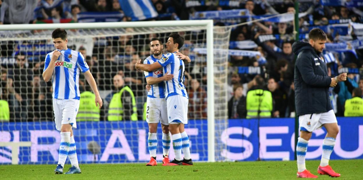 Zubeldia, Zaldua, Guevara y Portu, decepcionados el jueves tras acabar la ida de las semifinales. 