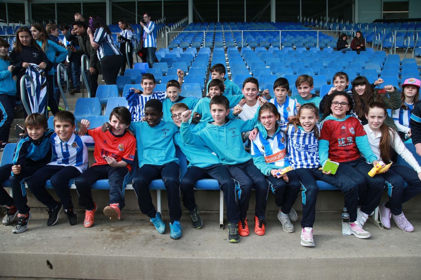 Las mejores imágens del entremiento del conjunto txuri urdin.