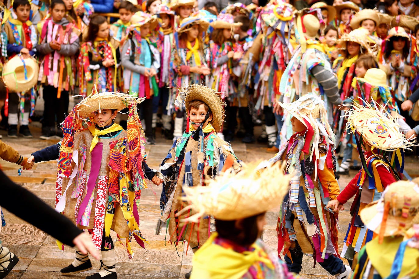 Los niños de Lezo ha vivido un viernes especial con motivo del carnaval.