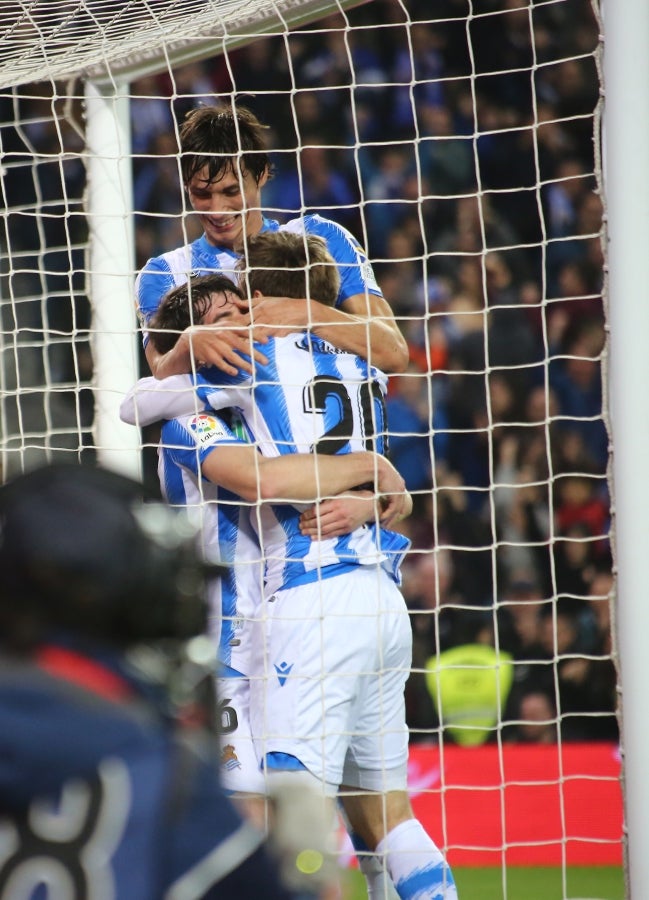 Fotos: Las mejores imágenes de la Real Sociedad contra frente al Valencia