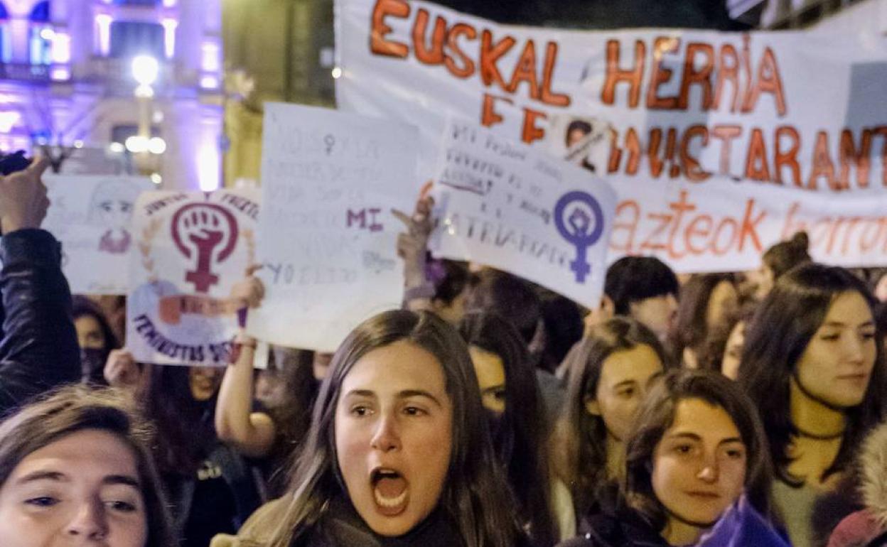 Manifiestación del 8M en Donostia