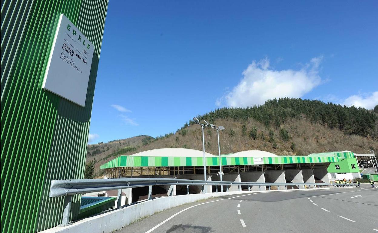Vista exterior de la planta de compost de Epele en Bergara