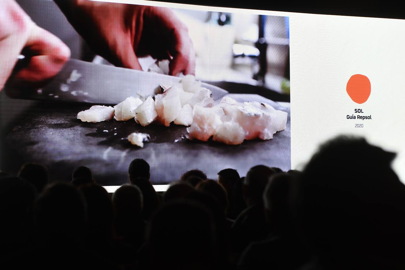 La presentación de la nueva edición de la Guía Repsol reunió este lunes por la noche en el Museo de San Telmo a más de 400 invitados. Ocho restaurantes guipuzcoanos entran con un Sol en la nueva Guía Repsol.