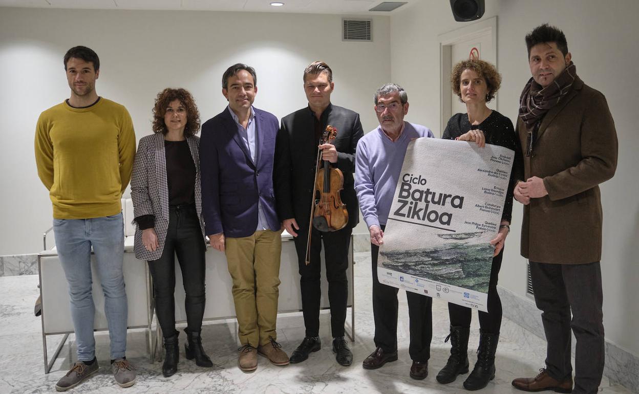 Jon Pombar, Sonia Vázquez, Josu Okiñena, Alexandre da Costa, Jesús Martiarena, Maria José Telleria y Mikel Serrano.
