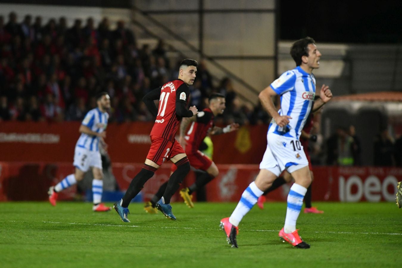 Ambientazo en Anduva para la vuelta de la semifinal de Copa entre Real Sociedad y Mirandés