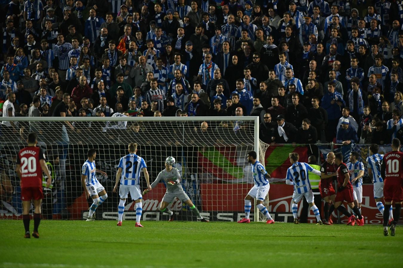 Ambientazo en Anduva para la vuelta de la semifinal de Copa entre Real Sociedad y Mirandés