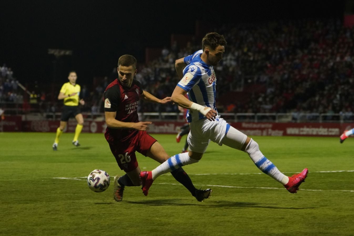 Ambientazo en Anduva para la vuelta de la semifinal de Copa entre Real Sociedad y Mirandés