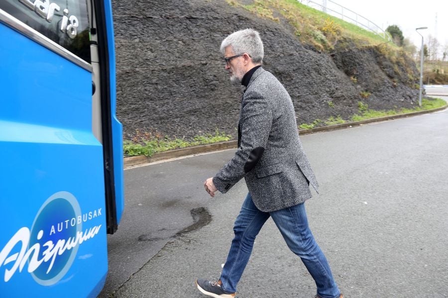 La expedición txuri urdin parte hacia Miranda. 