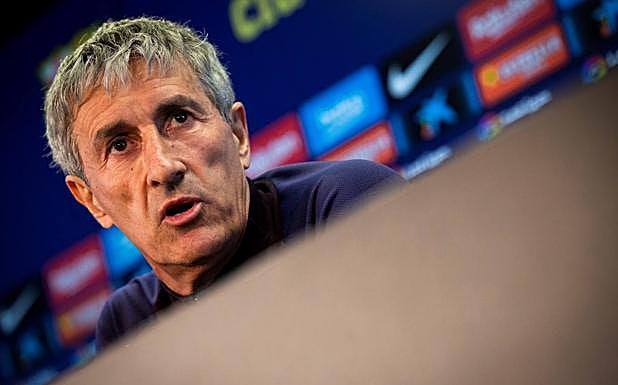 Setién espera a una Real «extraordinaria» en el Camp Nou