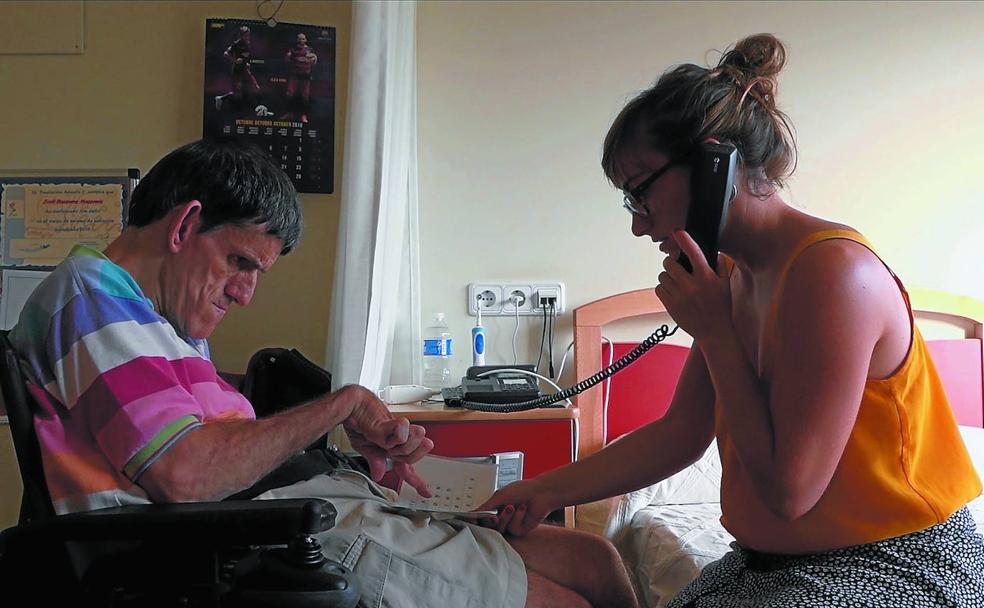 Jordi y Maider Fernández, en un fotograma del documental. 