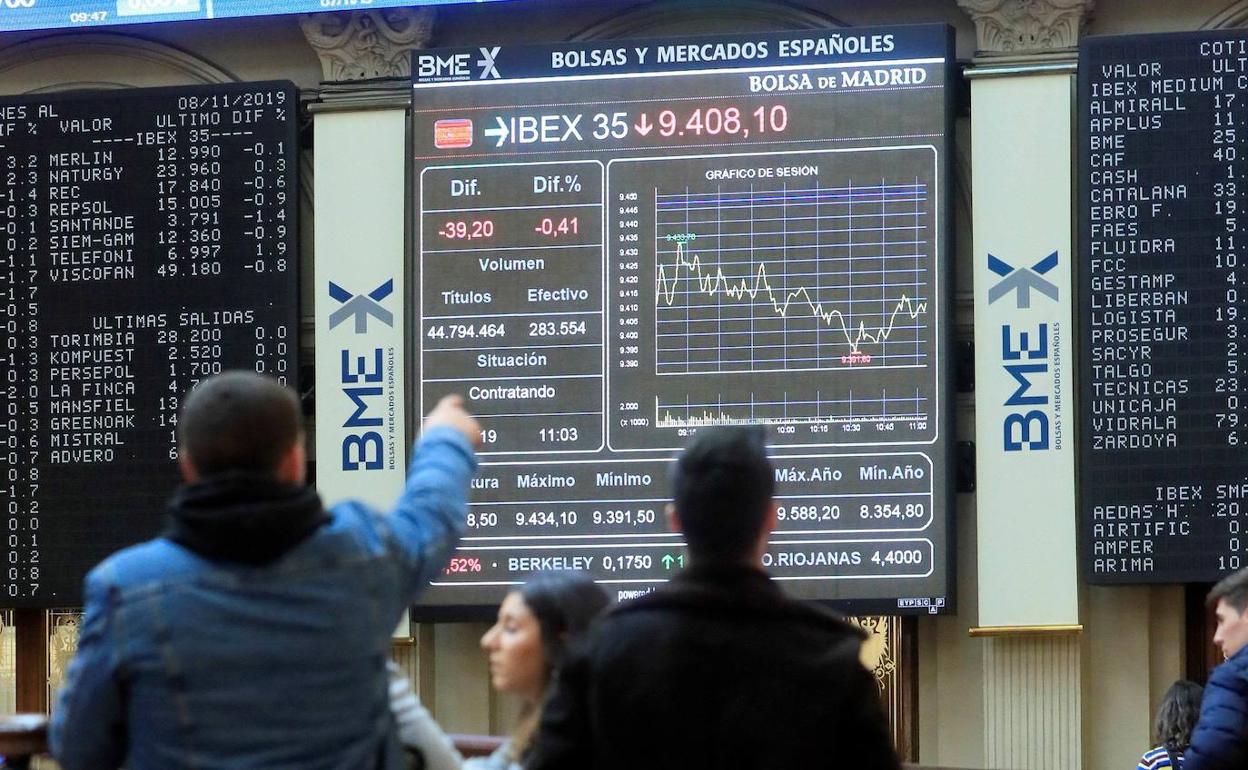 El Ibex-35 vuelve al rojo y cierra con una caída del 3,44%