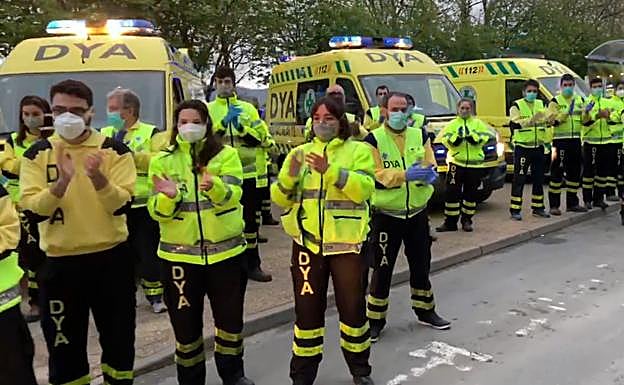 Homenaje de la DYA al personal sanitario