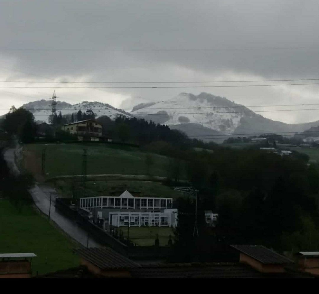 La nieve llega a Gipuzkoa
