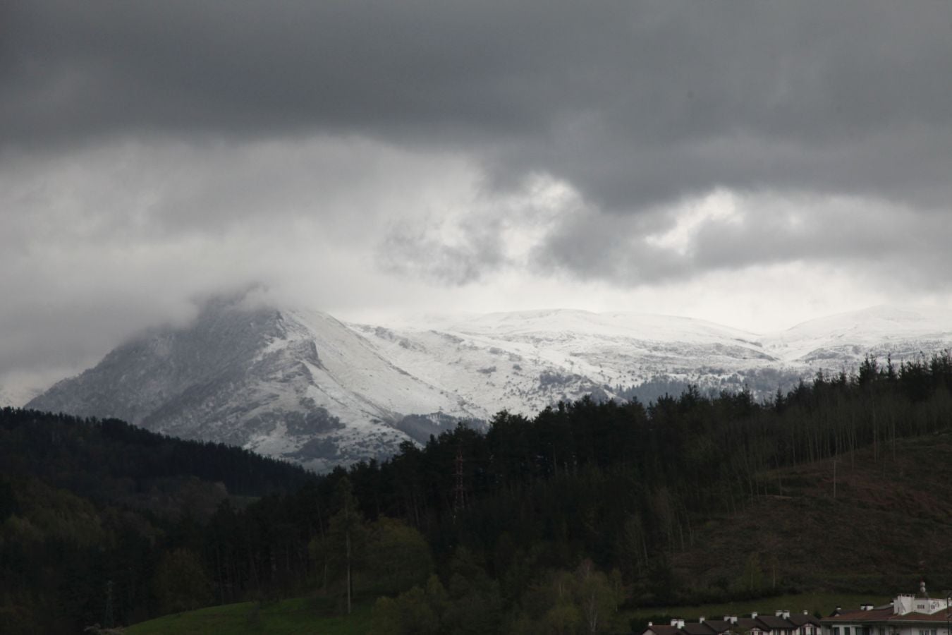 La nieve llega a Gipuzkoa