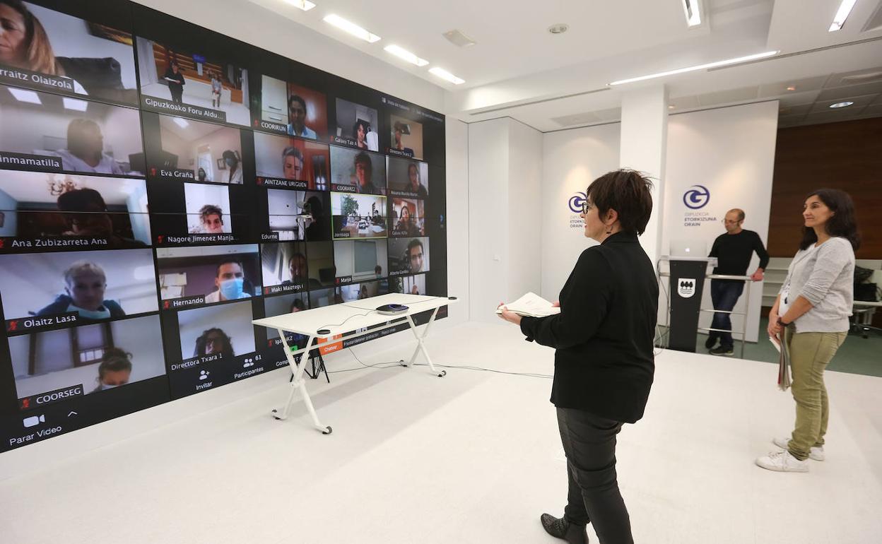 Una de las sesiones formativas para asesora a centros residenciales.