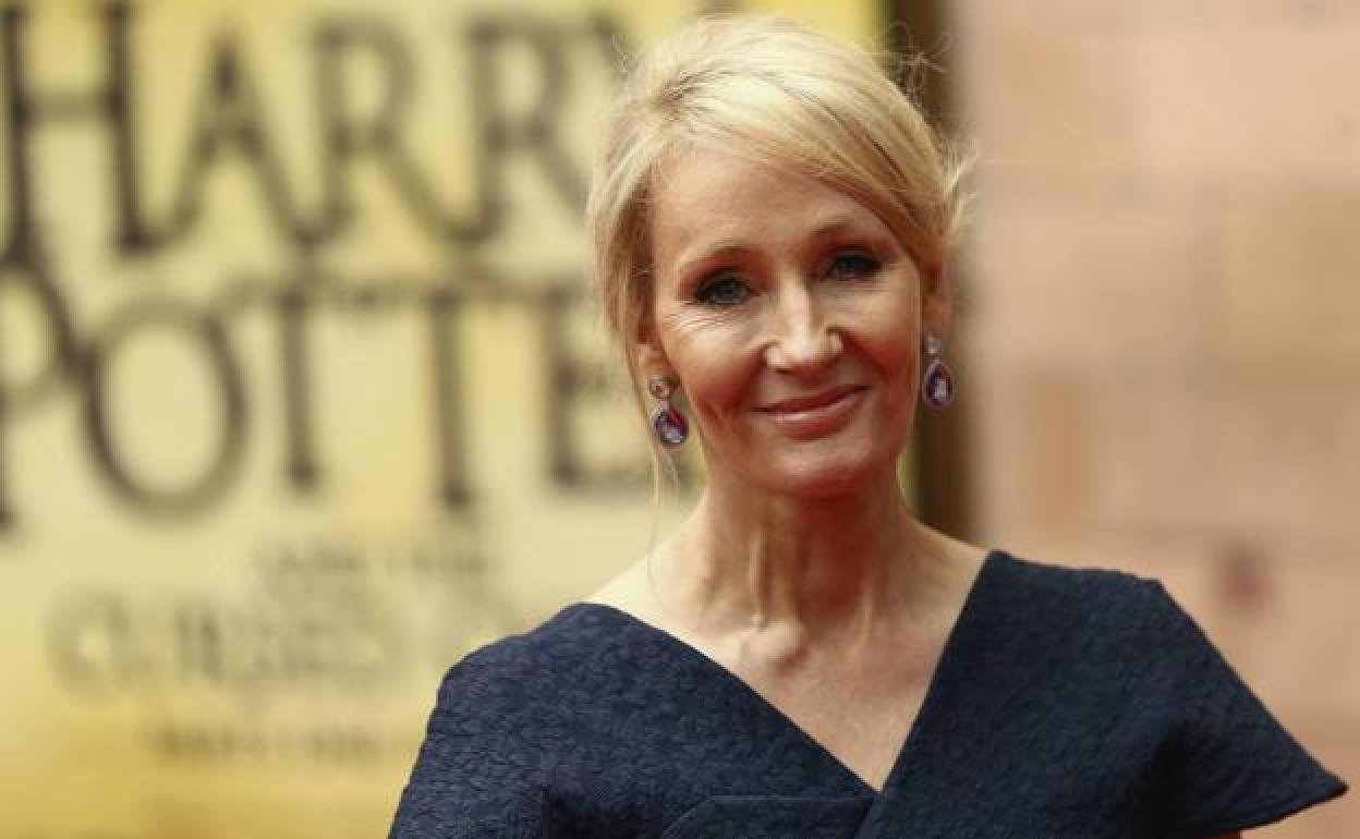 JK Rowling, autora de Harry Potter, anuncia que ha superado los síntomas del coronavirus