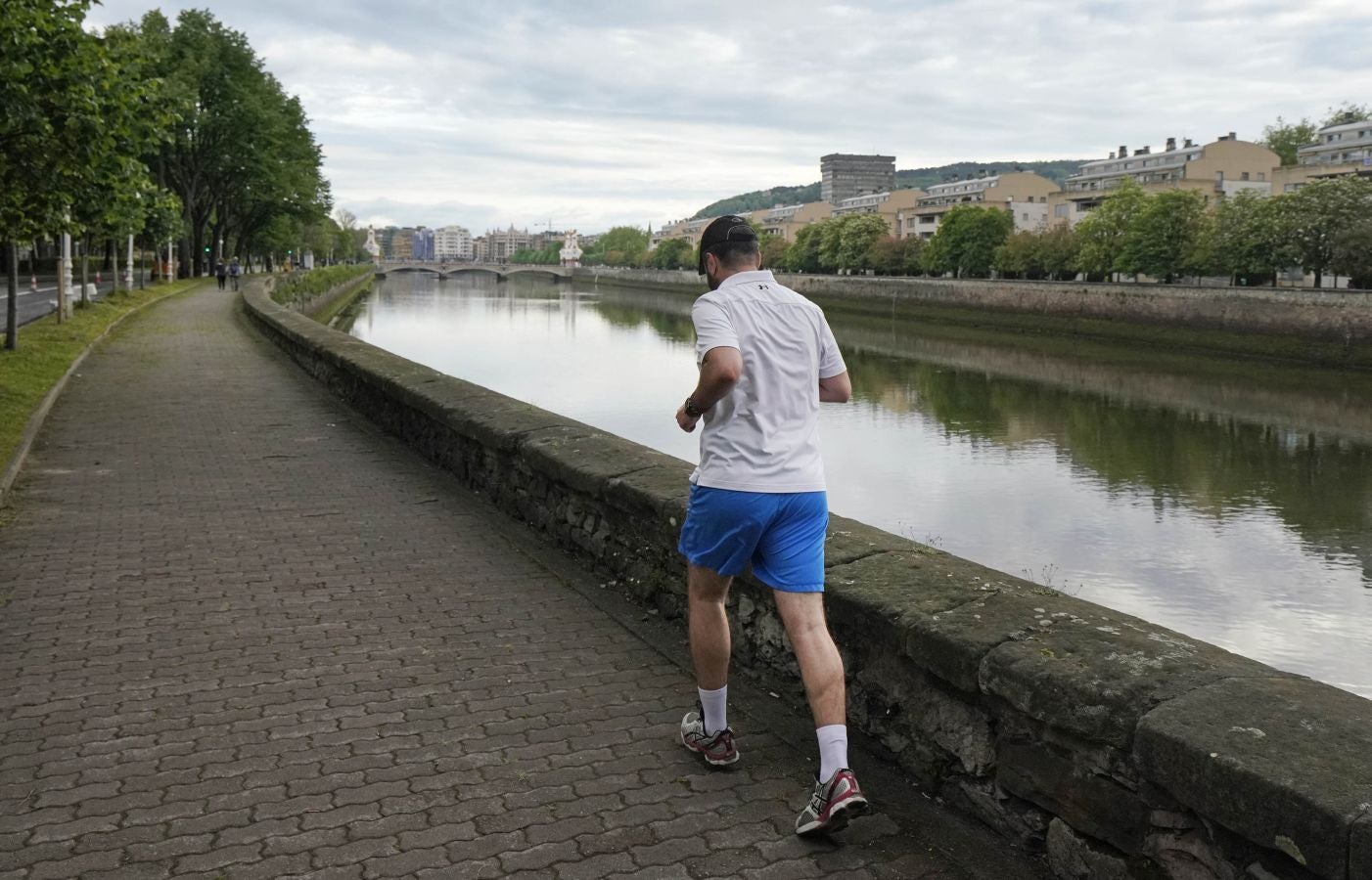 Fotos: Playa, deporte y paseos en San Sebastián