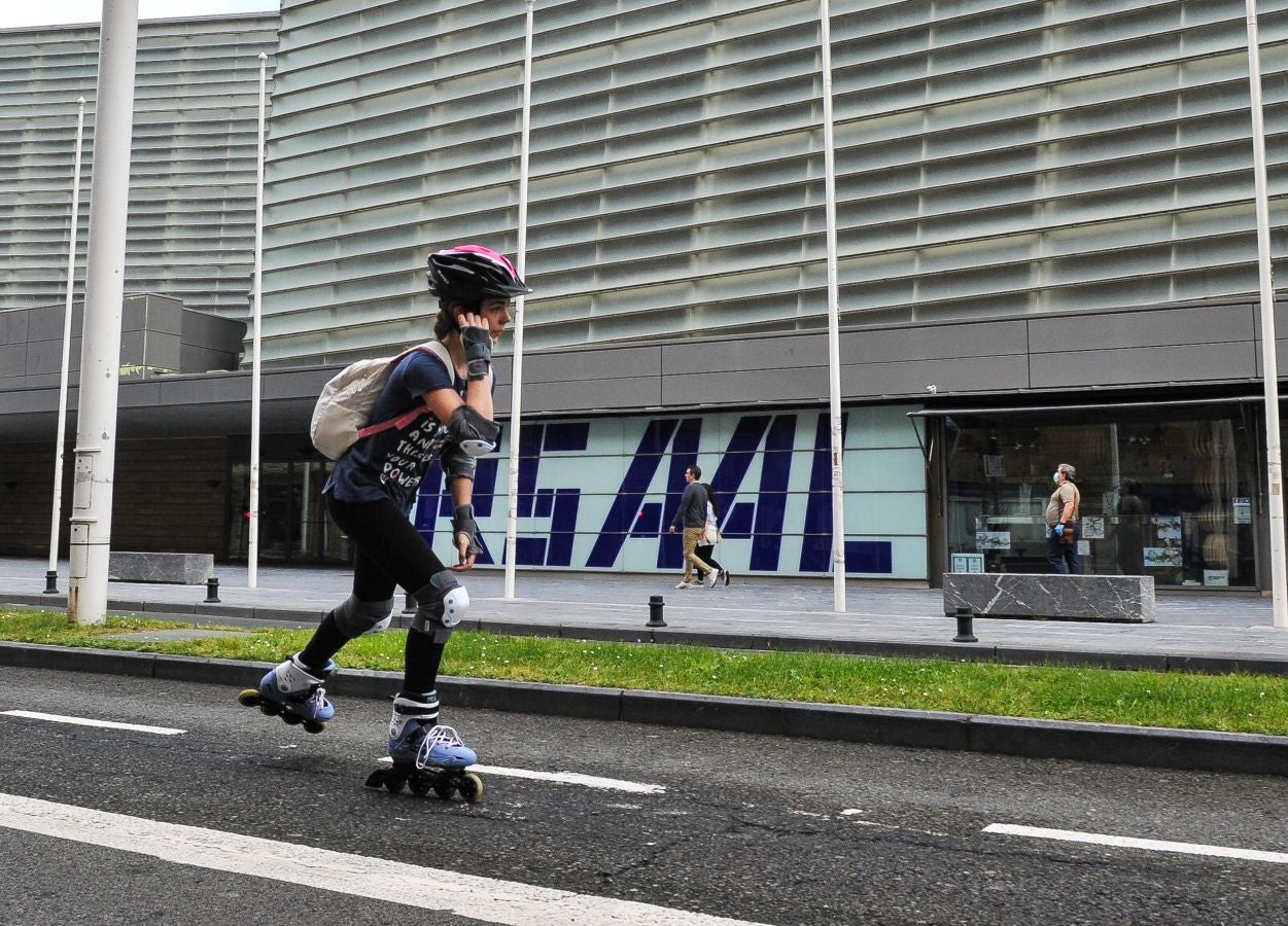 Fotos: Playa, deporte y paseos en San Sebastián
